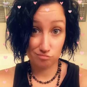 Meet your Posher, Holly